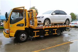 贵溪附近拖车救援24小时服务热线